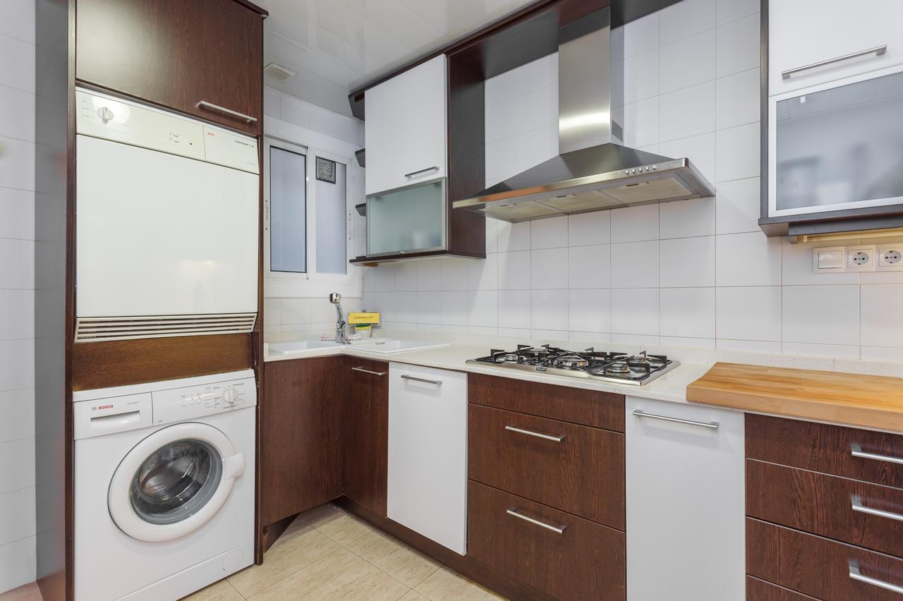 דירות ברצלונה Flateli Aribau מראה חיצוני תמונה