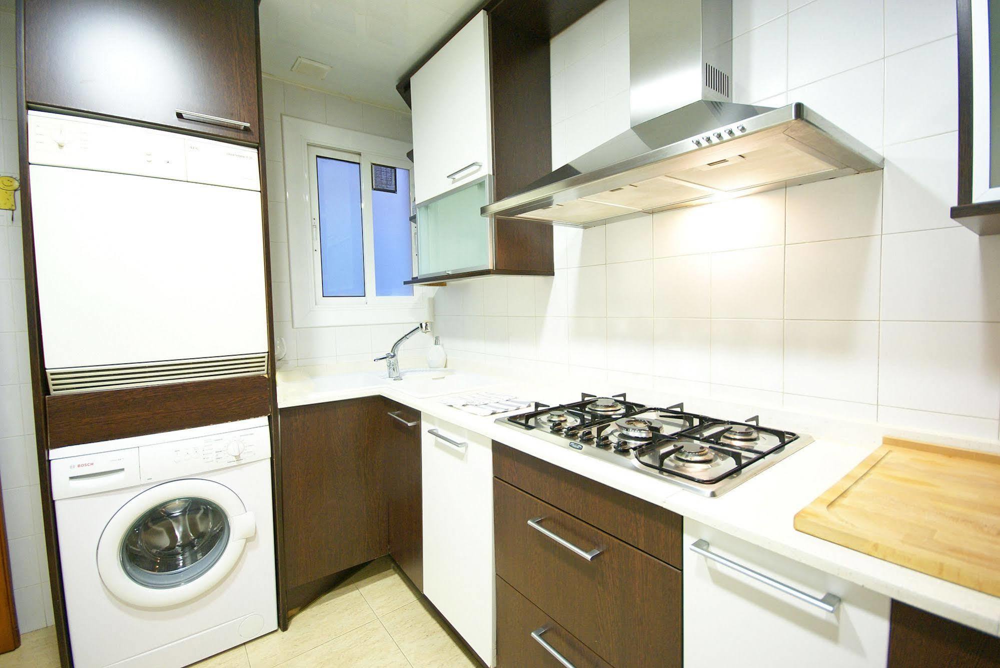 דירות ברצלונה Flateli Aribau מראה חיצוני תמונה
